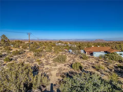 View/Area - 56630 Bear Ct, Yucca Valley, CA 92284 photo 12 of 14