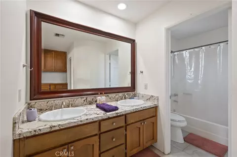 Bath - 56630 Bear Ct, Yucca Valley, CA 92284 photo 2 of 4