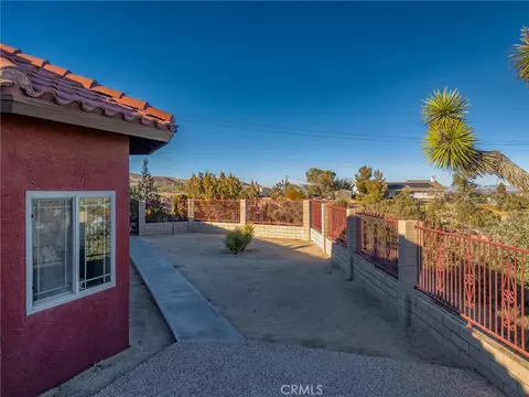 Exterior - 56630 Bear Ct, Yucca Valley, CA 92284 photo 5 of 7