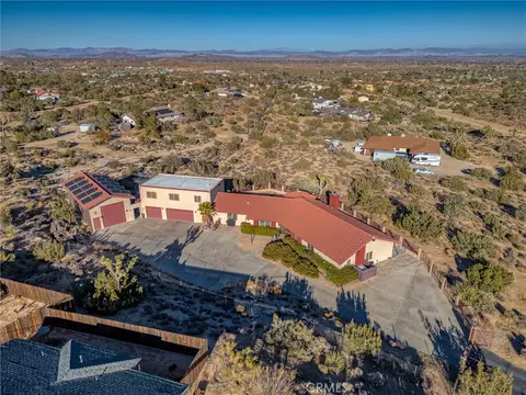 View/Area - 56630 Bear Ct, Yucca Valley, CA 92284 photo 7 of 14