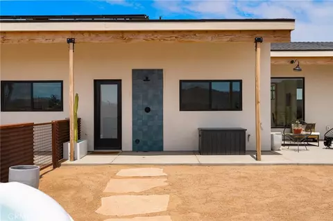 Exterior - 3170 Wesley Rd, Joshua Tree, CA 92252 photo 11 of 17