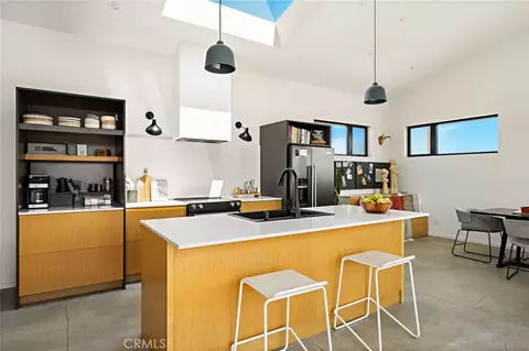Kitchen - 3170 Wesley Rd, Joshua Tree, CA 92252 photo 2 of 5