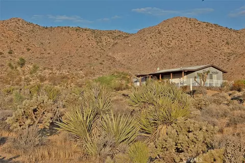 Exterior - 8421 Sunset Rd, Joshua Tree, CA 92252 photo 3 of 14