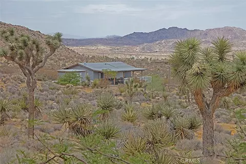 Exterior - 8421 Sunset Rd, Joshua Tree, CA 92252 photo 2 of 14