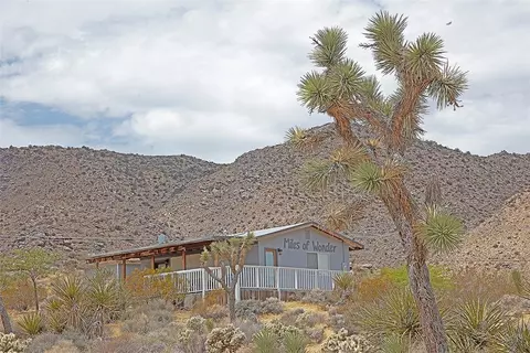 Exterior - 8421 Sunset Rd, Joshua Tree, CA 92252 photo 4 of 14