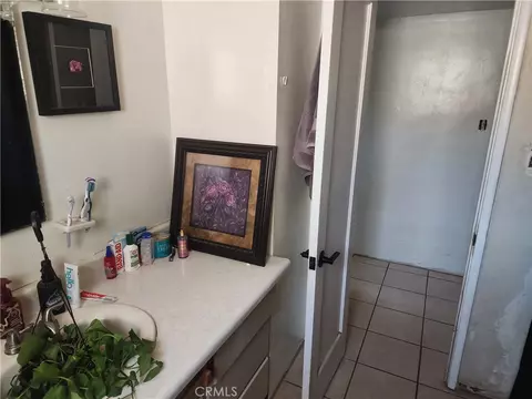 Entry Way - 7791 Mariposa Trl, Yucca Valley, CA 92284 photo 2 of 2