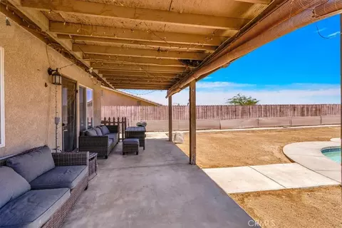 Exterior - 5251 Split Rock Ave, Twentynine Palms, CA 92277 photo 5 of 9