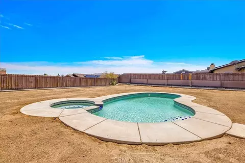 Exterior - 5251 Split Rock, Twentynine Palms, CA 92277 photo 3 of 10