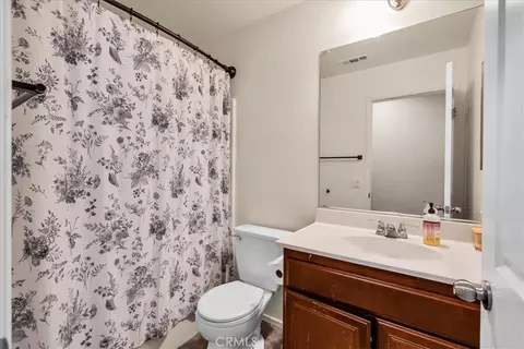 Bath - 5251 Split Rock Ave, Twentynine Palms, CA 92277 photo 2 of 2