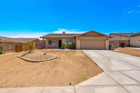 Exterior - 5251 Split Rock Ave, Twentynine Palms, CA 92277 photo 4 of 9