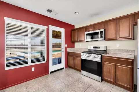Kitchen - 5251 Split Rock Ave, Twentynine Palms, CA 92277 photo 1 of 1