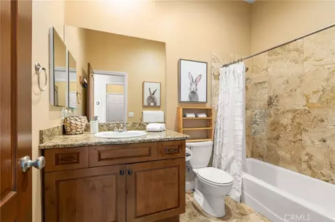Bath - 6220 Farrelo, Yucca Valley, CA 92284 photo 2 of 2