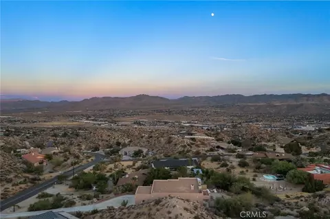 View/Area - 6220 Farrelo, Yucca Valley, CA 92284 photo 1 of 1