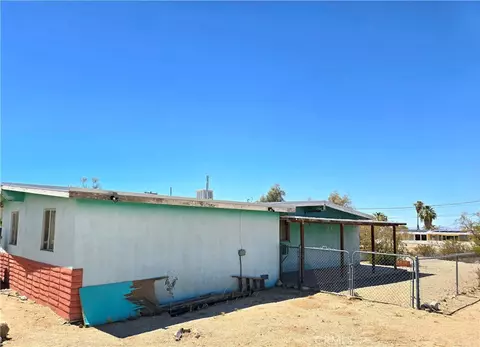 74458 Pinon, Twentynine Palms, CA 92277 photo 8