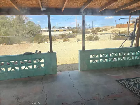 74458 Pinon, Twentynine Palms, CA 92277 photo 3