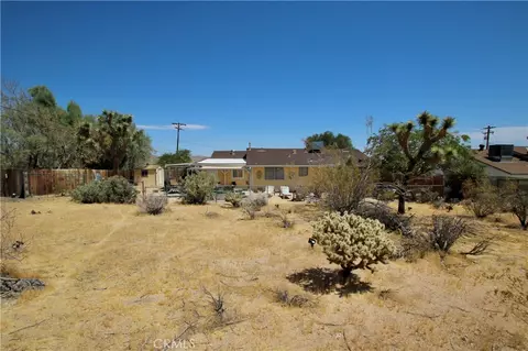 Exterior - 60369 Adobe Dr, Joshua Tree, CA 92252 photo 22 of 34