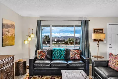 Living - 60369 Adobe Dr, Joshua Tree, CA 92252 photo 3 of 4