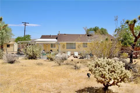 Exterior - 60369 Adobe Dr, Joshua Tree, CA 92252 photo 24 of 34