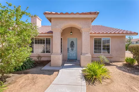 56739 Taos Cir, Yucca Valley, CA 92284
