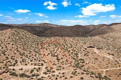2816 Orange Trl, Pioneertown, CA 92268
