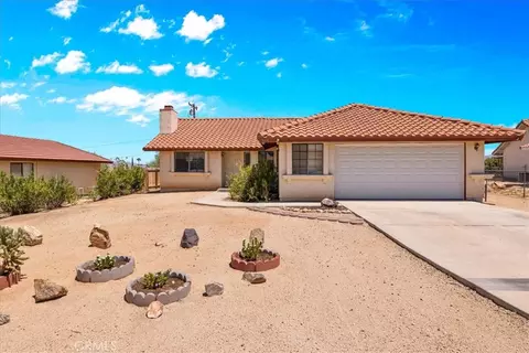 Exterior - 5775 Hall Ln, Twentynine Palms, CA 92277 photo 1 of 8