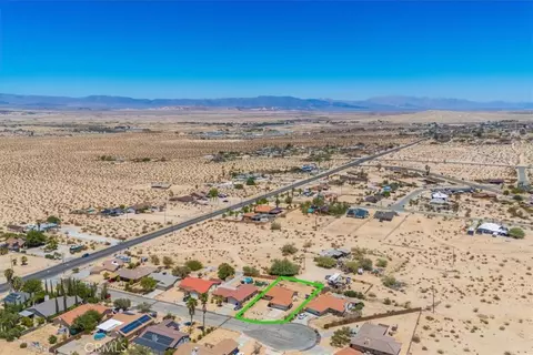 View/Area - 5775 Hall Ln, Twentynine Palms, CA 92277 photo 1 of 6