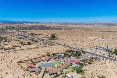 View/Area - 5775 Hall Ln, Twentynine Palms, CA 92277 photo 5 of 6
