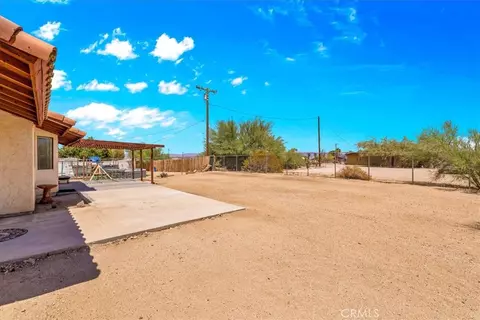Exterior - 5775 Hall Ln, Twentynine Palms, CA 92277 photo 6 of 8