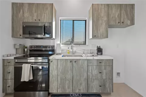 Kitchen - 4525 Lookout, Landers, CA 92285 photo 1 of 1