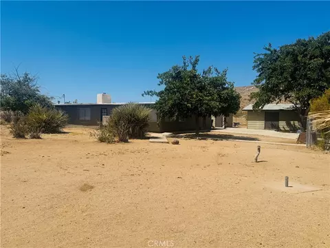 Exterior - 56677 Sunset Dr, Yucca Valley, CA 92284 photo 8 of 14