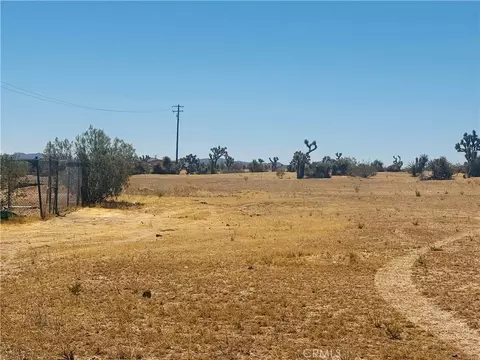 Exterior - 56677 Sunset Dr, Yucca Valley, CA 92284 photo 13 of 14