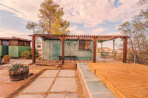 Exterior - 701 Tahoe, Yucca Valley, CA 92284 photo 6 of 21