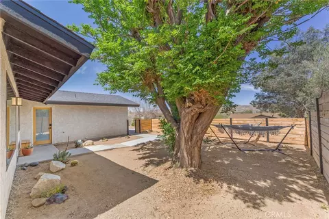 Exterior - 61483 Capilla, Joshua Tree, CA 92252 photo 5 of 12