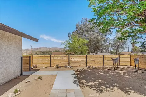 Exterior - 61483 Capilla, Joshua Tree, CA 92252 photo 4 of 12