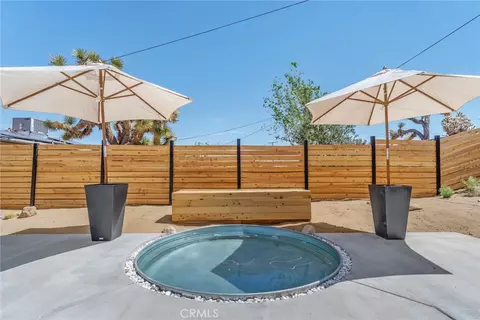 Exterior - 61483 Capilla, Joshua Tree, CA 92252 photo 10 of 12