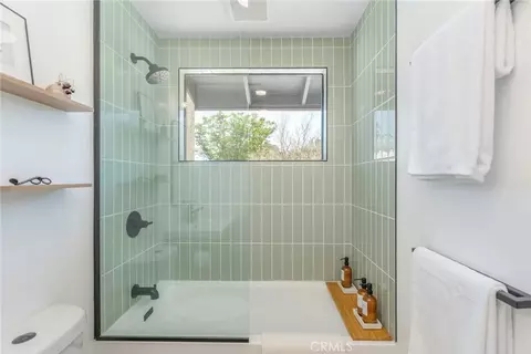 Bath - 61483 Capilla, Joshua Tree, CA 92252 photo 2 of 3