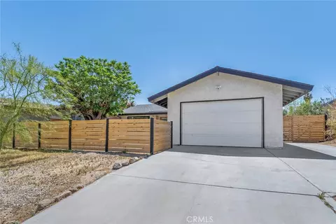 Exterior - 61483 Capilla, Joshua Tree, CA 92252 photo 6 of 12