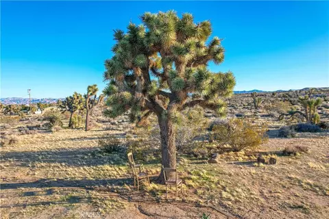 Exterior - 3567 Condalia Ave, Yucca Valley, CA 92284 photo 3 of 19