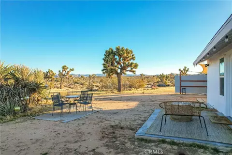 Exterior - 3567 Condalia Ave, Yucca Valley, CA 92284 photo 13 of 19