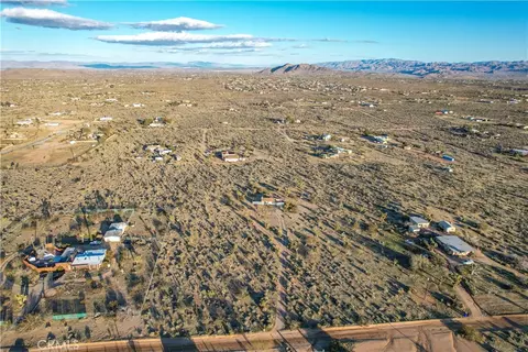 View/Area - 3567 Condalia Ave, Yucca Valley, CA 92284 photo 6 of 11