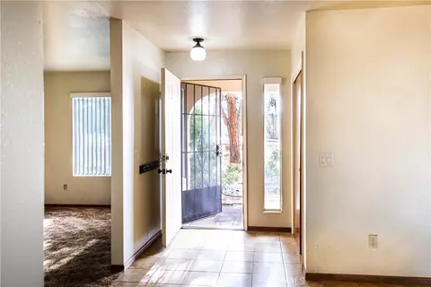 Entry Way - 8739 Palomar Ave, Yucca Valley, CA 92284 photo 1 of 3