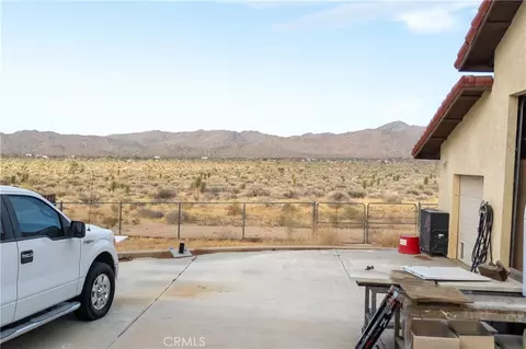 Exterior - 8739 Palomar Ave, Yucca Valley, CA 92284 photo 2 of 9