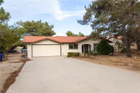 Exterior - 8739 Palomar Ave, Yucca Valley, CA 92284 photo 8 of 9