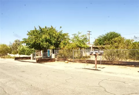 Exterior - 6655 Split Rock Ave, Twentynine Palms, CA 92277 photo 19 of 20