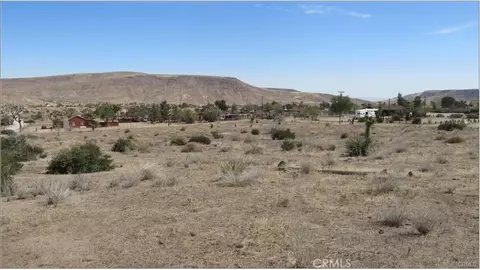 5565 Minna Gombell, Pioneertown, CA 92268