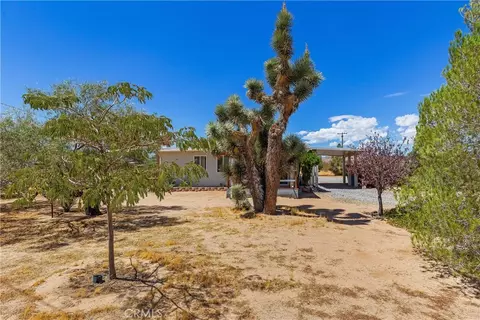 Exterior - 56713 Lowe, Yucca Valley, CA 92284 photo 12 of 17
