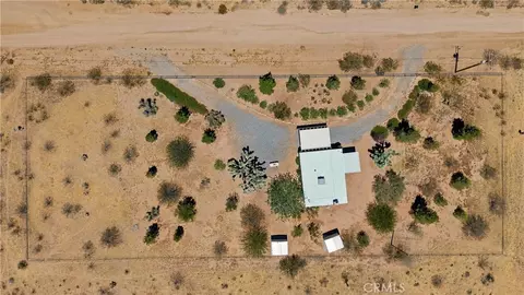 View/Area - 56713 Lowe, Yucca Valley, CA 92284 photo 6 of 6