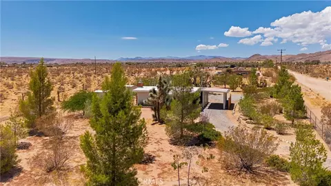 Exterior - 56713 Lowe, Yucca Valley, CA 92284 photo 17 of 17