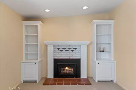 Living - 56713 Lowe, Yucca Valley, CA 92284 photo 4 of 4