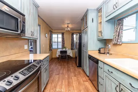 Kitchen - 1417 Highland Ave, Needles, CA 92363 photo 2 of 4
